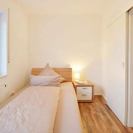 - Haus Mittelpunkt
